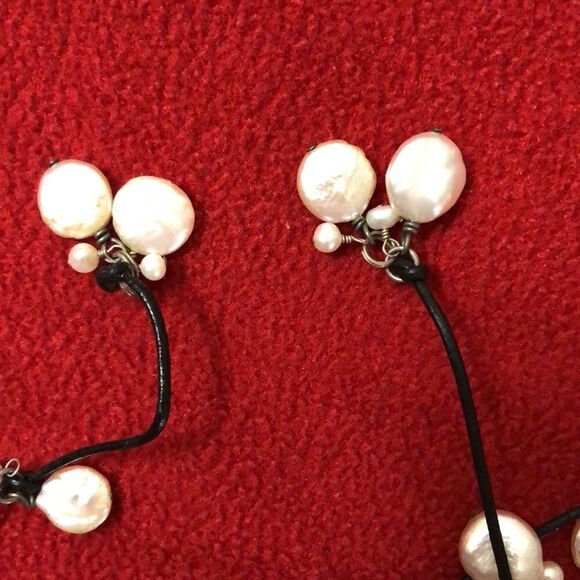 Handmade Macrame Waxed Cotton Knotted Cord Necklace with Pebble Shaped Perales - Picture 5 of 9